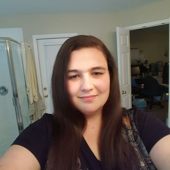 Meet your Posher, Kristina - Picture 1 of 1